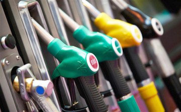 Prețul petrolului se prăbușește!